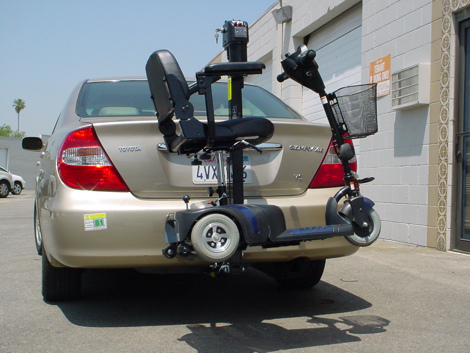 Coolidge Scooter & Wheelchair Mobility Lifts class 3 C outside trailer hitch car van truck rv hatchback suv trunk carrier.
